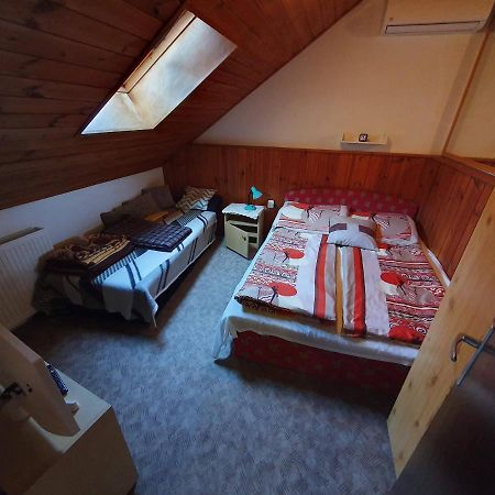Pereszlenyi Vendeghaz Otel Visegrád Dış mekan fotoğraf