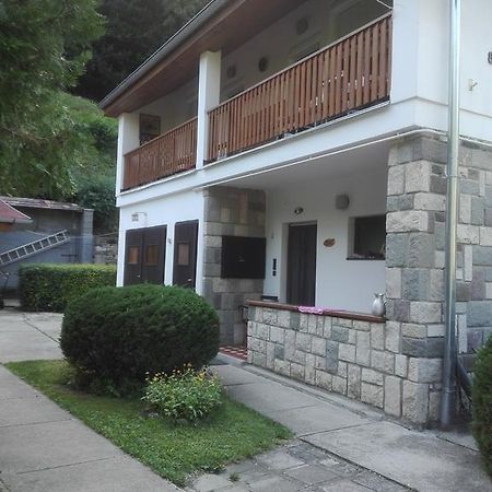 Pereszlenyi Vendeghaz Otel Visegrád Dış mekan fotoğraf